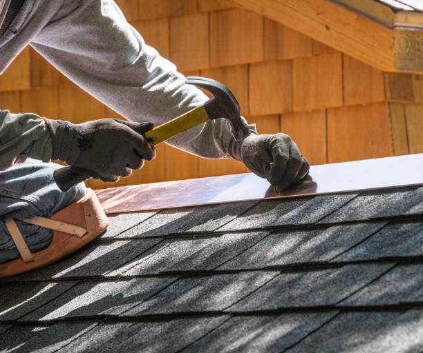 Quick and Trustworthy Emergency Roof Repair Services in Carlinville, IL